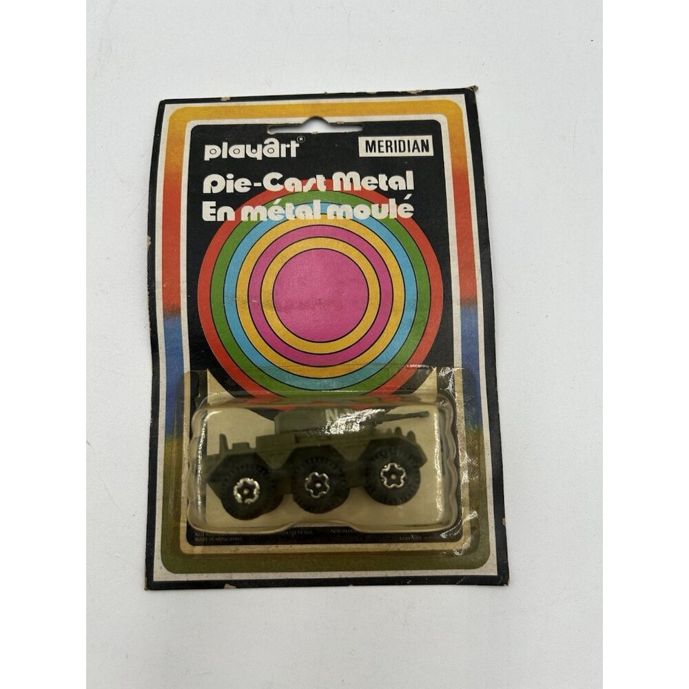 PlayArt Meridian M 13 Saladin Tank  Die Cast Metal military On Card UnPunched Ho